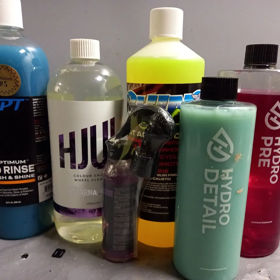 BOX OF ASSORTED CAR CLEANING SOLUTIONS TO INCLUDE - HYDRO - RHINO - AP / COLLECTION ONLY 