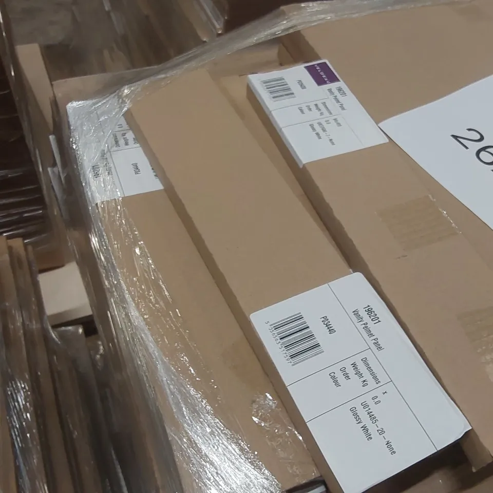 PALLET CONTAINING A LARGE QUANTITY OF ASSORTED BATHROOM FURNITURE PARTS INCLUDING: VANITY PELMET PANELS, VANITY DOORS ECT