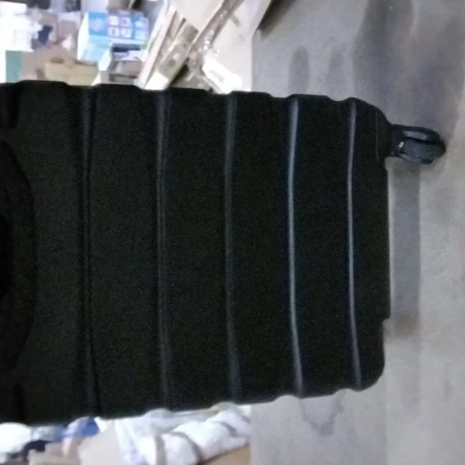 BOXED FLIGHT KNIGHT BLACK SUITCASE