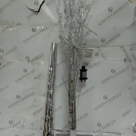 BOXED 5FT PRE LIT SILVER CHRISTMAS TREE - COLLECTION ONLY