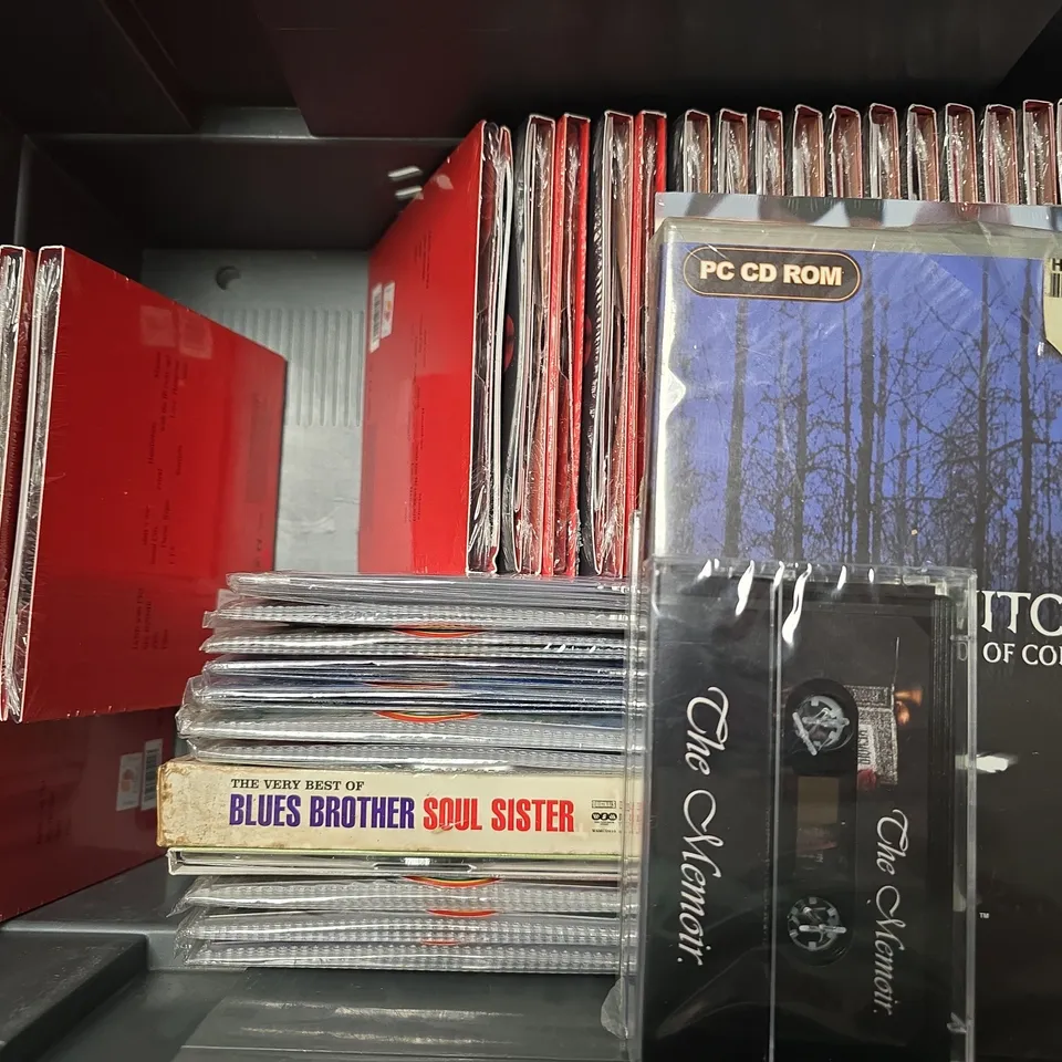 TOTE OF APPROXIMATELY 20 ASSORTED CD'S TO INCLUDE - RUBY , ATOMIC BLONDIE , 100 HITS POP ESSENTIALS ETC