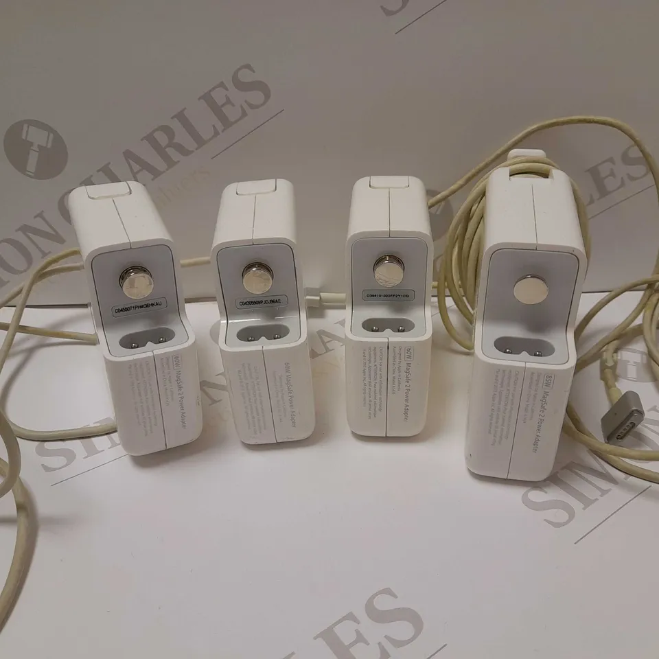 LOT OF APPROX 25 APPLE 60W MAGSAFE 2 POWER ADAPTERS
