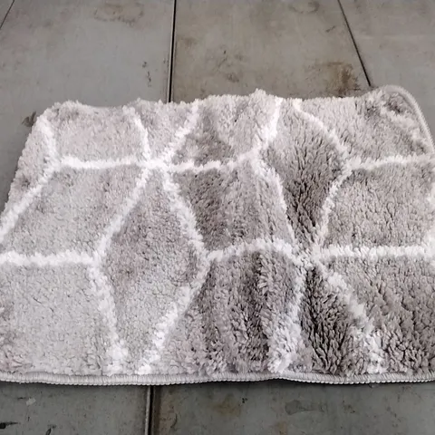 BRAND NEW PACO ANA-SOFIA RECTANGLE BATH MAT 40X55CM