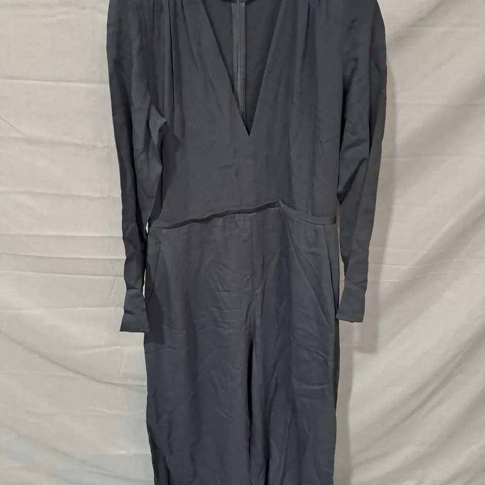 STELLA MCCARTNEY VNECK JUMPSUIT IN BLACK SIZE XXL