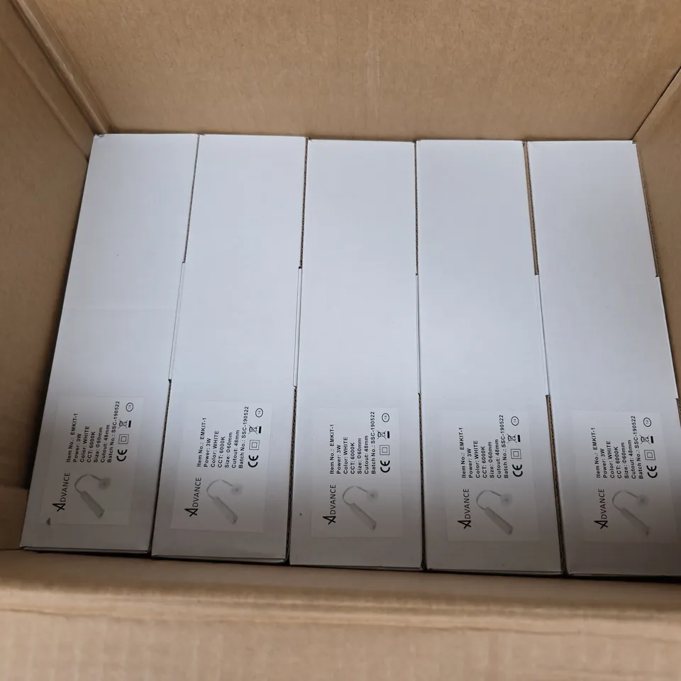 15 BOXED ADVANCE EMKIT-1 3W LED EMERGENCY DOWN LIGHT KIT