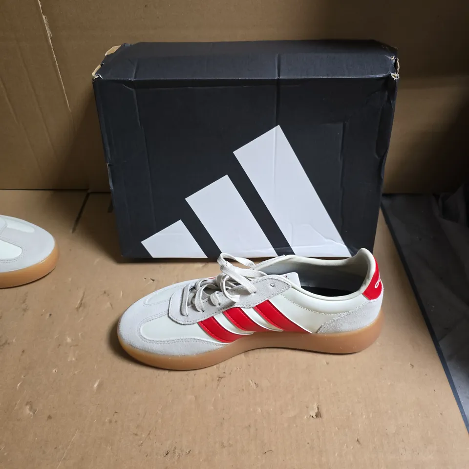 ADIDAS SNEAKERS – WHITE WITH RED STRIPES, GUM SOLE - UK SIZE 9 