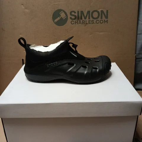 CROCS QUICKTRAIL LOW BLACK UNISEX UK7 (US8 / EUR41-42)