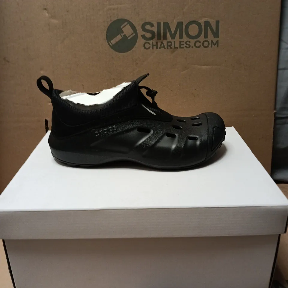 CROCS QUICKTRAIL LOW BLACK UNISEX UK7 (US8 / EUR41-42)