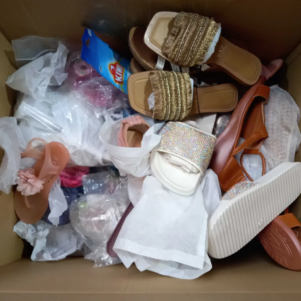 BOX OF APPROXIMATELY 20 ASSORTED PAIRS OF UNBOXED SHOES OF VARIOUS SIZES AND STYLES TO INCLUDE H&M, SKETCHERS, ZARA, ETC
