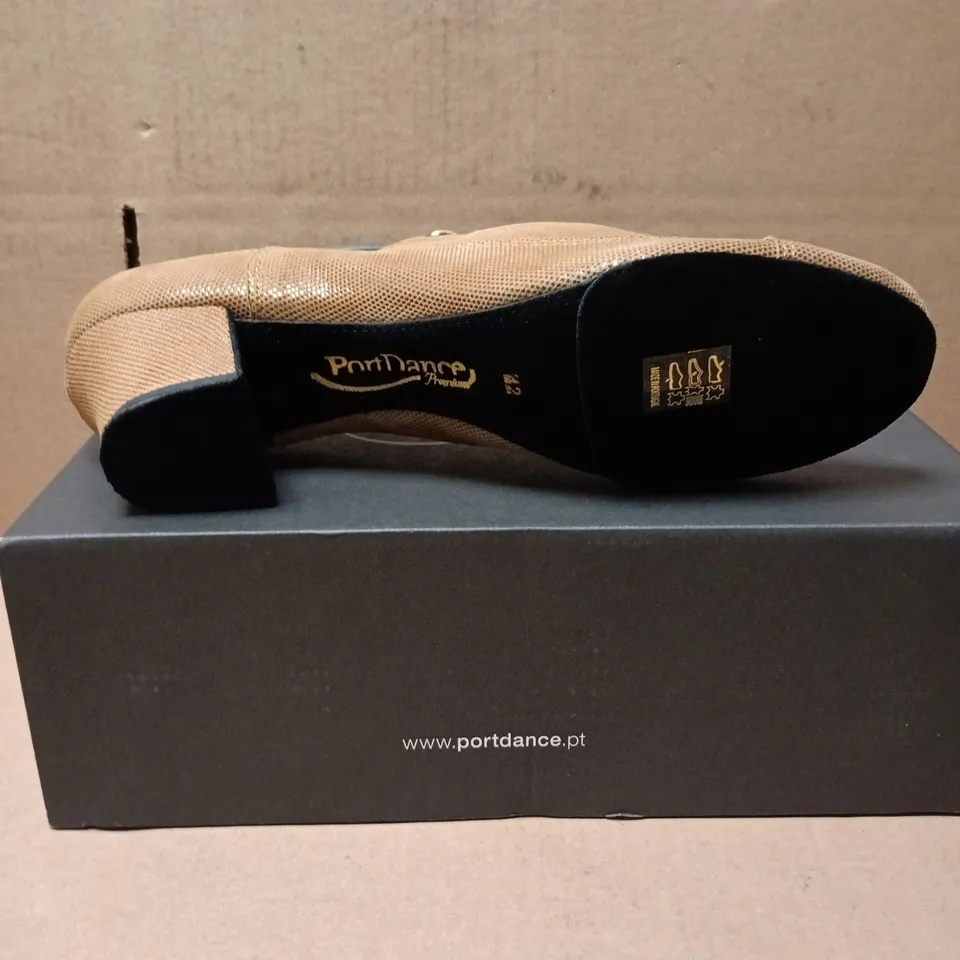 PORTDANCE PD705 SOFT CAMEL SUEDE DANCE SHOES, UK 8 (EU 42) – BOXED