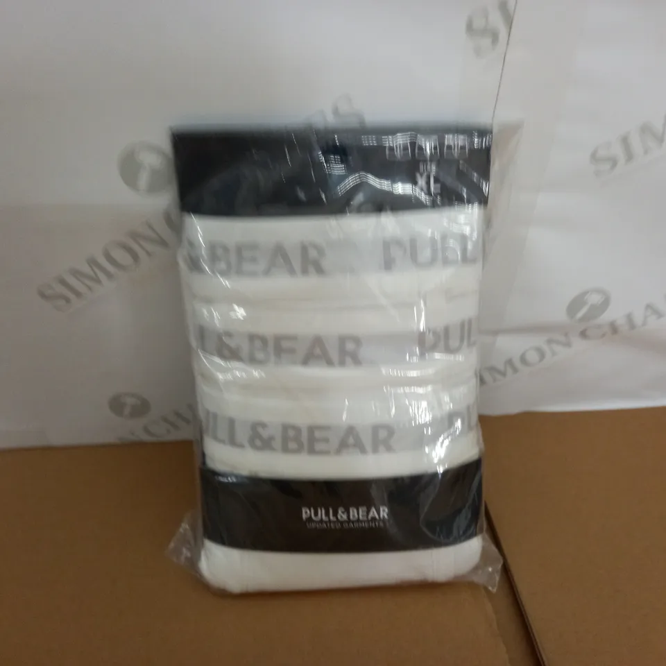 PULL & BEAR 3-PACK OF BOXERS - XL