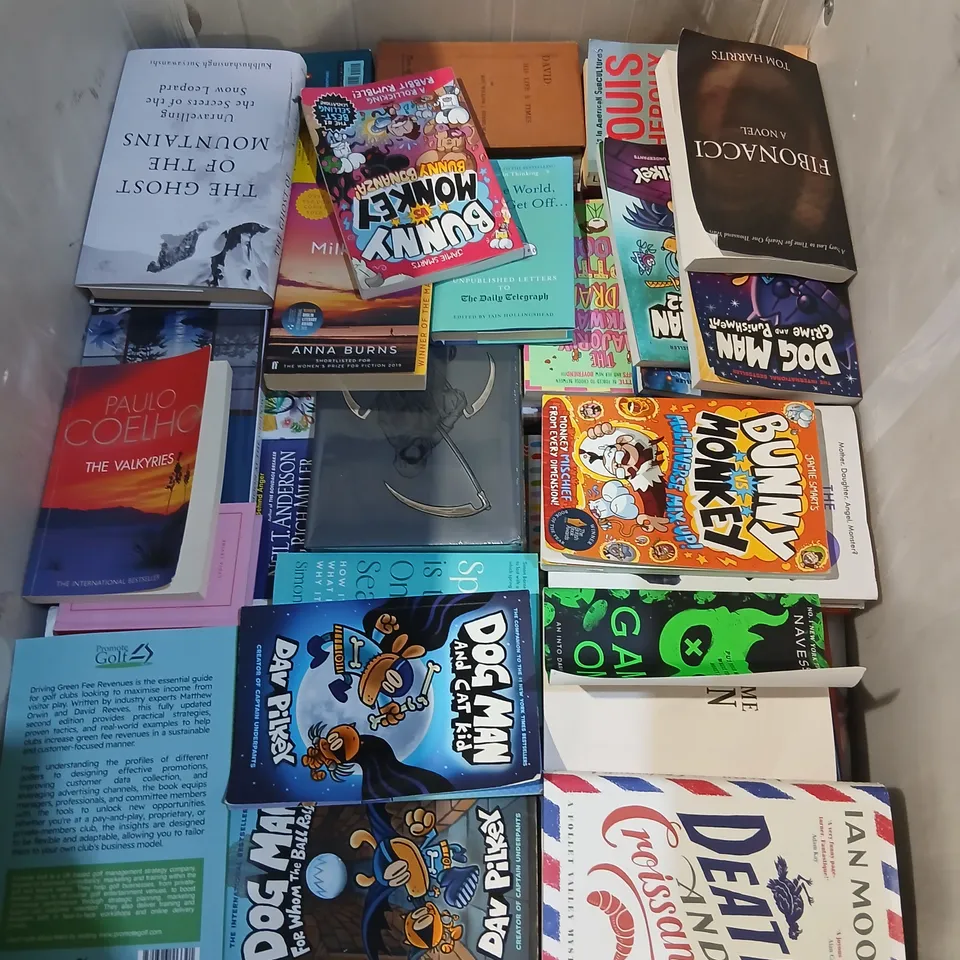 LARGE QUANTITY OF ASSORTED FICTION AND NON FICTION BOOKS