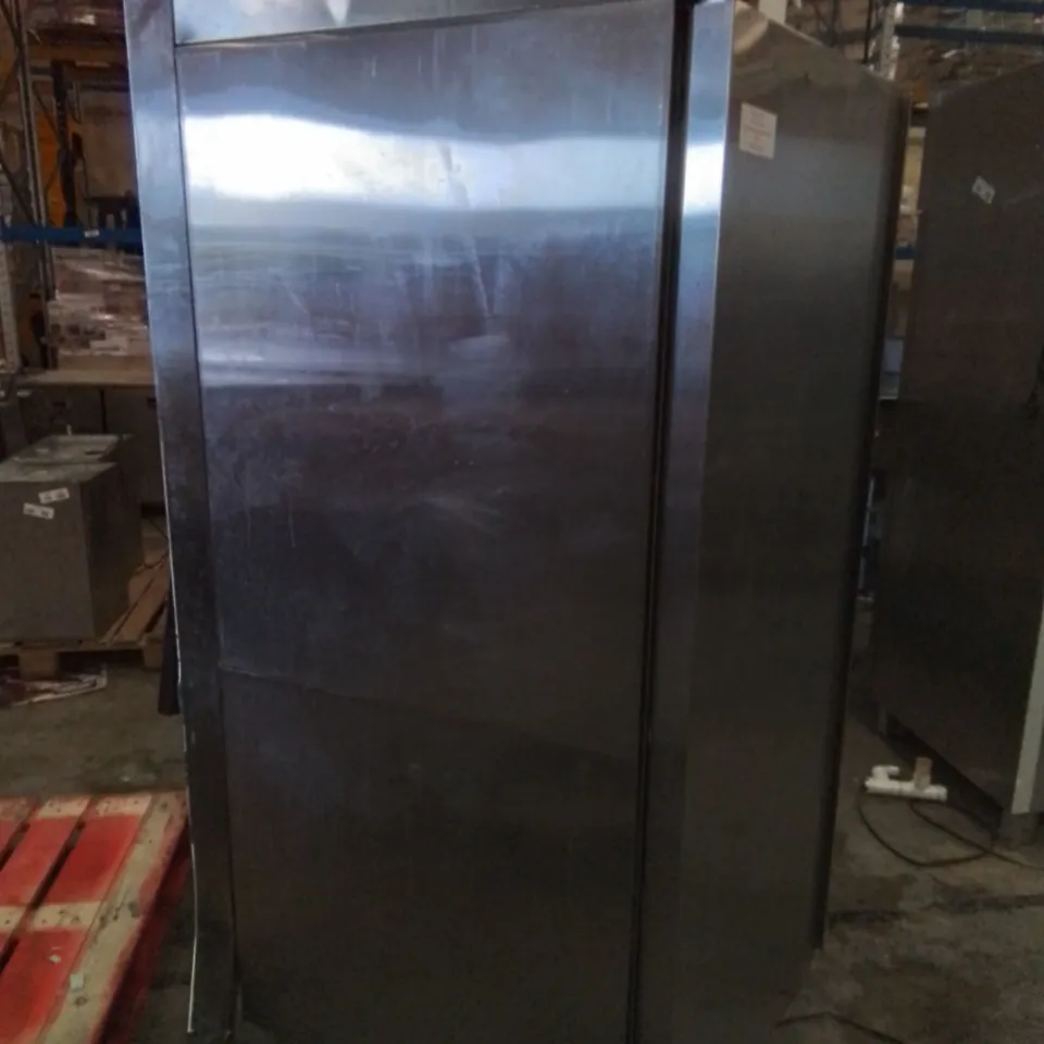 COMMERCIAL STAINLESS DOUBLE DOOR REFRIGERATED FOOD STORAGE UNIT