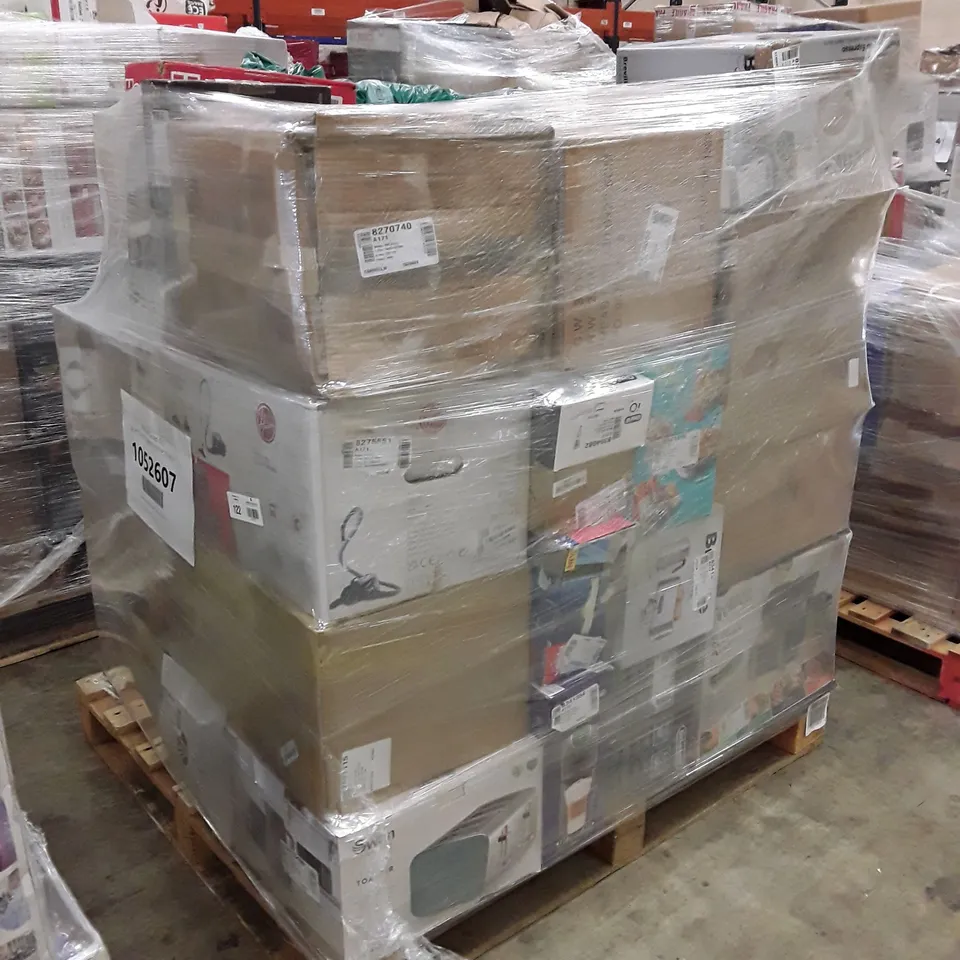 PALLET OF APPROXIMATELY 38 UNPROCESSED RAW RETURN HOUSEHOLD AND ELECTRICAL GOODS TO INCLUDE;