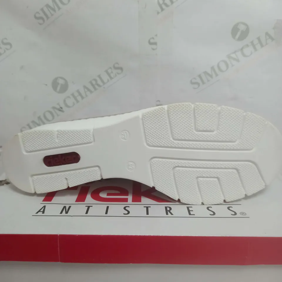 BOXED RIEKER SLIP ON WHITE LOW SHOES SIZE 8