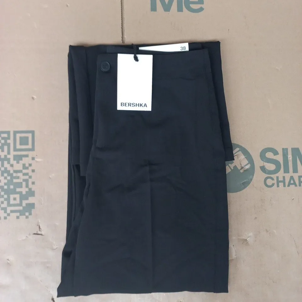 BERSHKA TROUSERS IN BLACK SIZE UK 10
