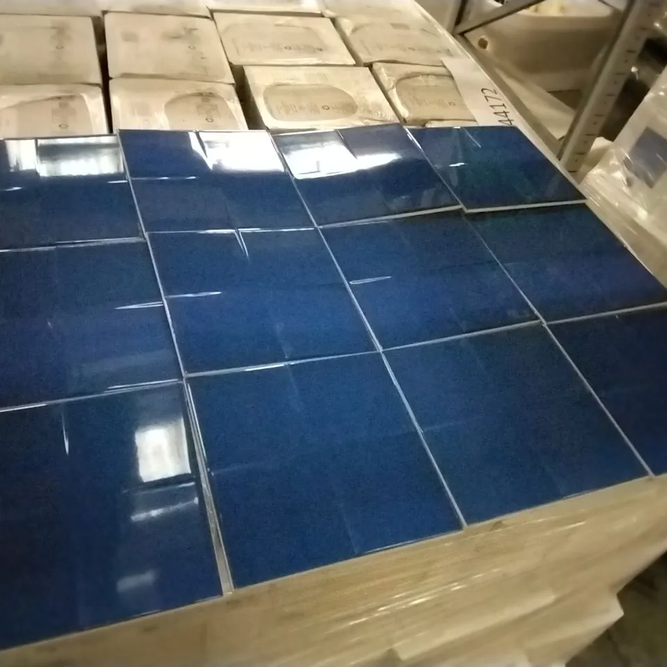 PALLET OF 119 BOXES OF 25 BRAND NEW BLUE ASTUCE 20x20cm TILES - EACH PACK COVERS APPROXIMATELY 1M² (TOTAL APPROX. 96 Sq.Metres)