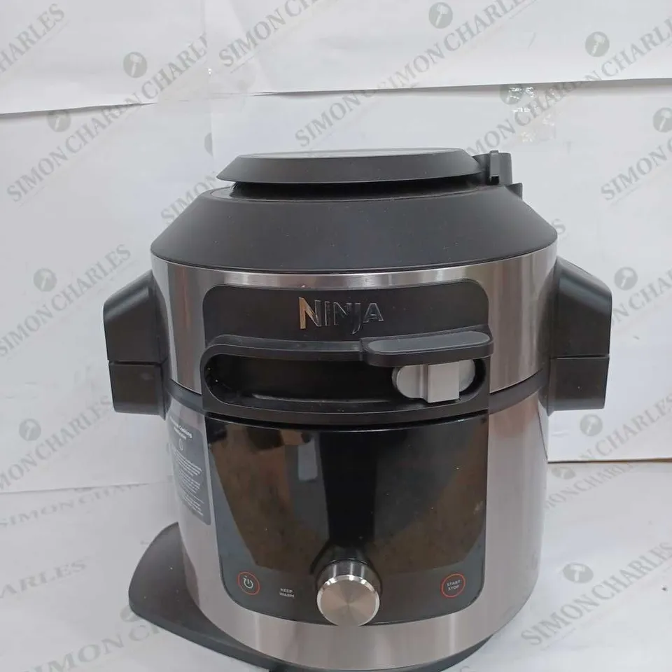 NINJA FOODI SMARTLID 7.5L MULTI COOKER & AIR FRYER