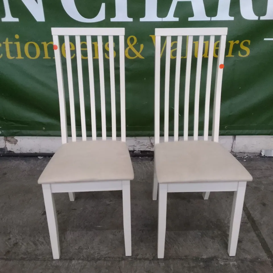 SET OF 2 NEW WHITE WOOD DINING CHAIRS (WHITE VELVET SEAT PAD)