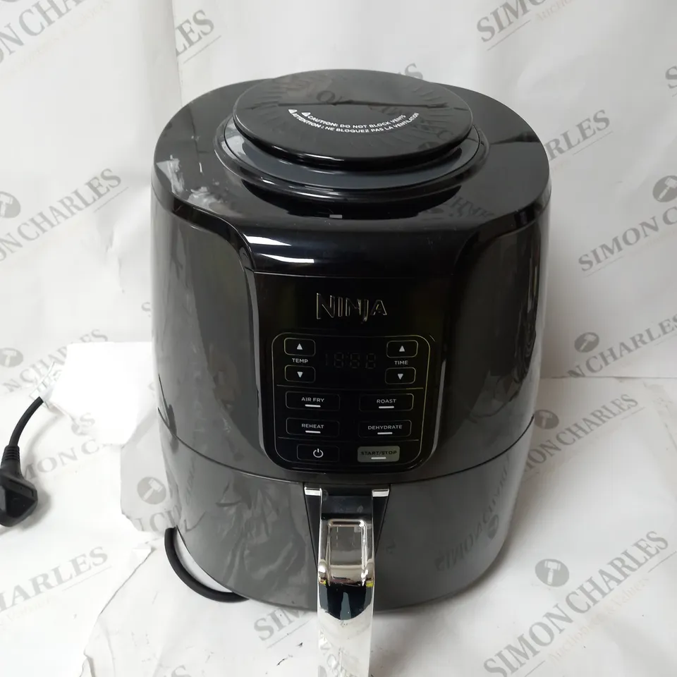 BOXED NINJA AIR FRYER 3.8L AF100UK