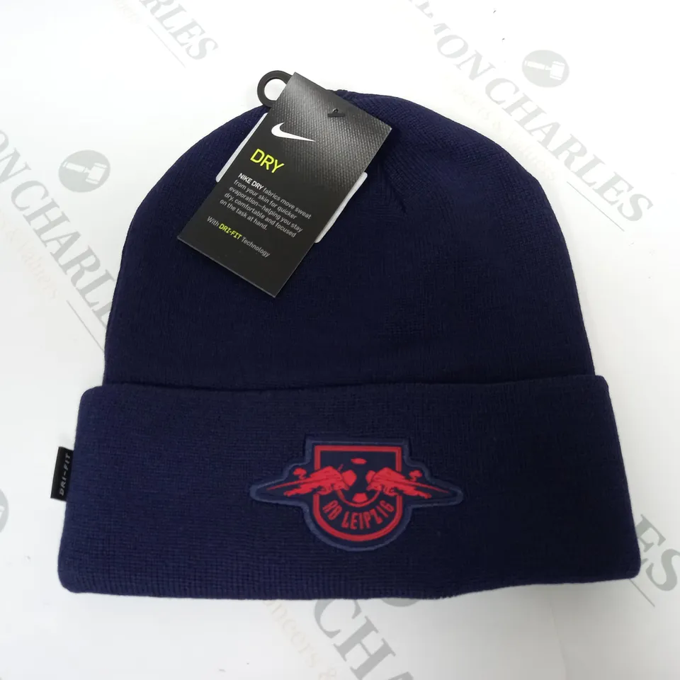 RB LEIPZIG TRAINING BEANIE - ONE SIZE