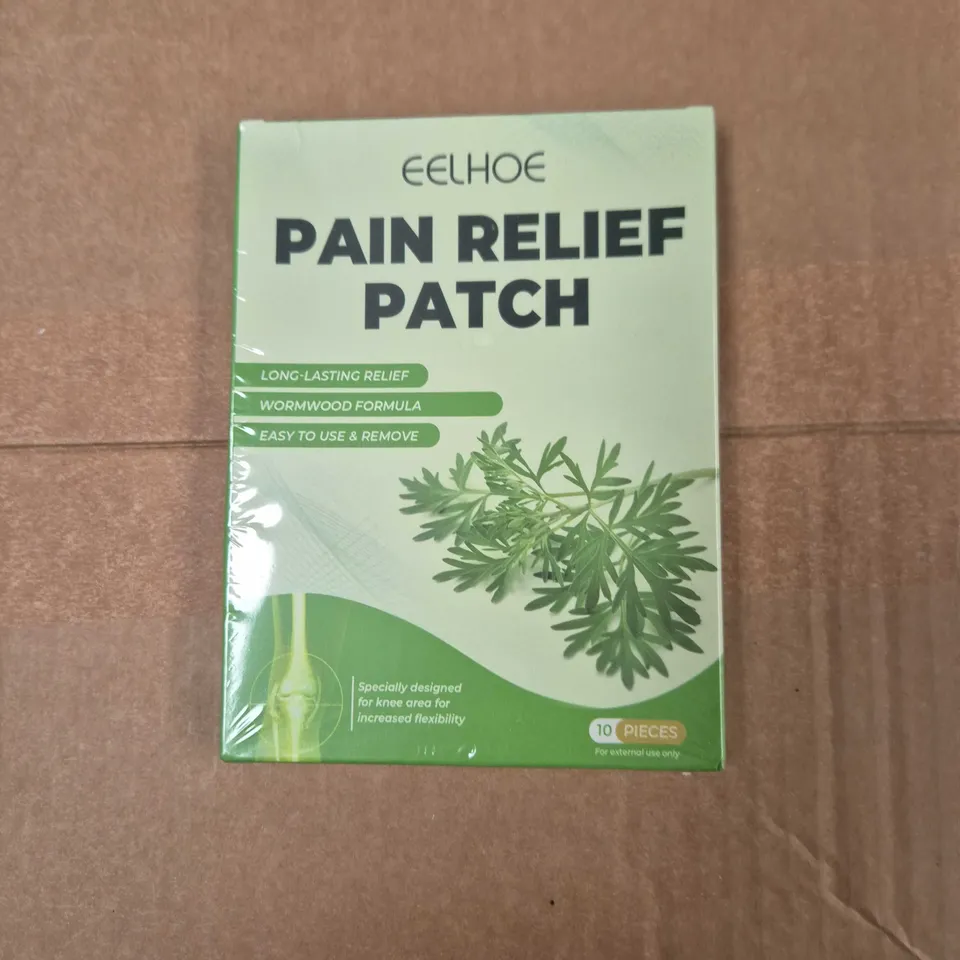 APPROXIMATELY 10 ASSORTED ITEMS INCLUDING EELHOE PAIN RELIEF PATCH AND GENERAL MEDI NON WOVEN WOUND PAD
