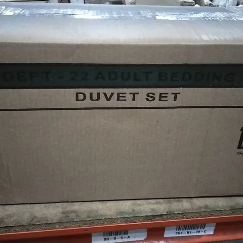 BOXED BRAND NEW ADULT DOUBLE DUVET SET X9 