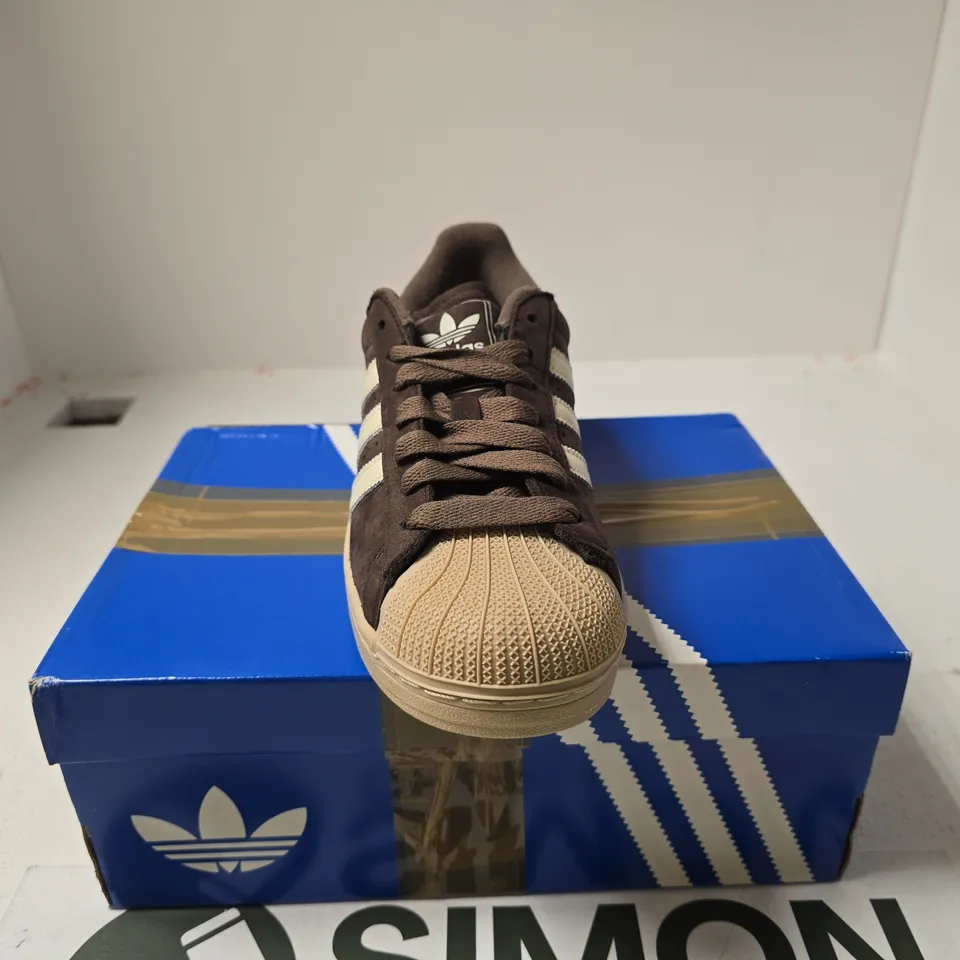 ADIDAS SUPERSTAR BROWN/OFF WHITE UK 7.5 BOXED