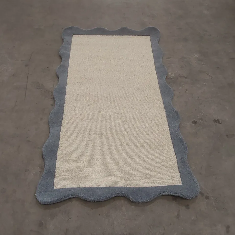 QUALITY DESIGNER AREA RUG - APPROXIMATELY 150 x 82cm