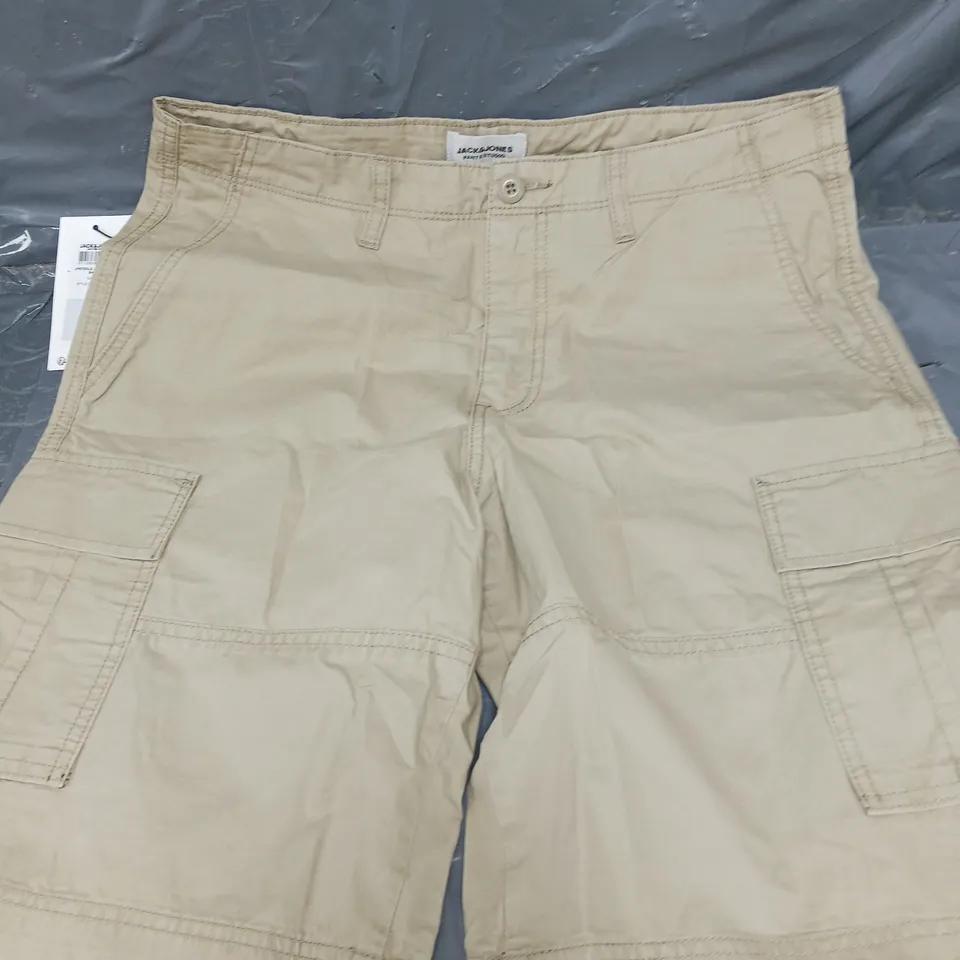 JACK AND JONES COLE CAMPAIGN CARGO SHORTS