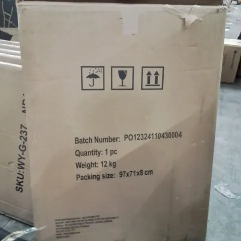 BOXED FOLDING TABLE