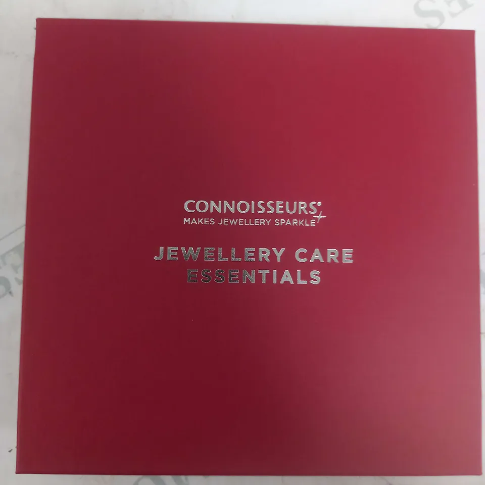 CONNOISSEURS JEWELLERY CASE ESSENTIALS