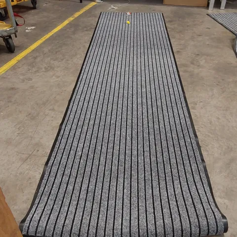 KIRIN LONG NON-SLIP INDOOR/OUTDOOR DOOR MAT // 290 X 80CM