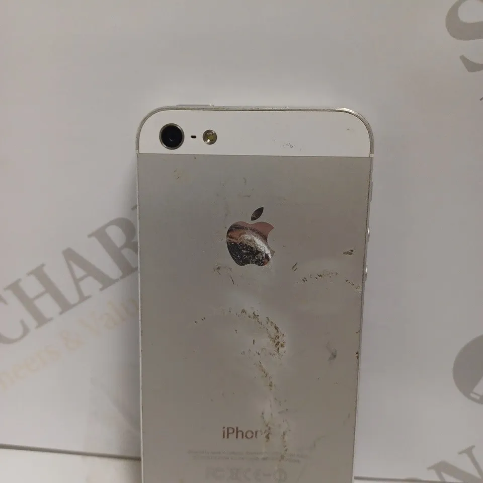 APPLE IPHONE 5 (A1429) 