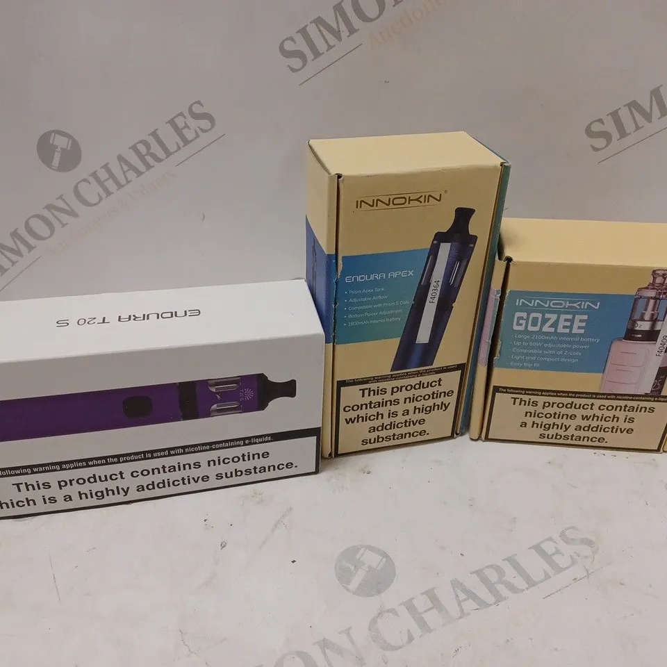 APPROXIMATELY 20 VAPES & E-CIGARETTES TO INCLUDE ENDURA T20 S, INNOKIN ENDURA APEX, INNOKIN GOZEE, ETC