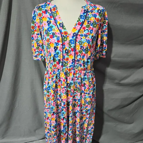 WOMENS BODEN FLORAL PATTERN DRESS - SIZE 12