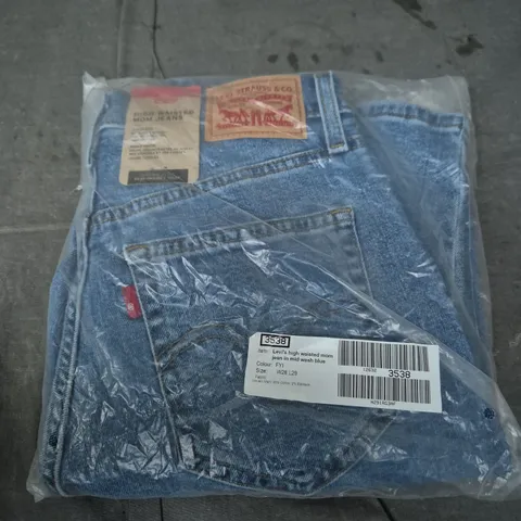 LEVI'S HIGH WAISTED MOM JEANS – MID WASH BLUE – UK 10 (W28 L29)