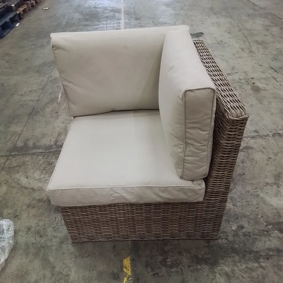 BOXED CORNER JOINING SOFA CHAIR - NATURAL