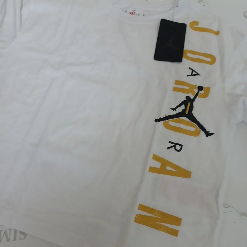 JORDAN GIRLS T-SHIRT IN WHITE - SIZE LARGE 