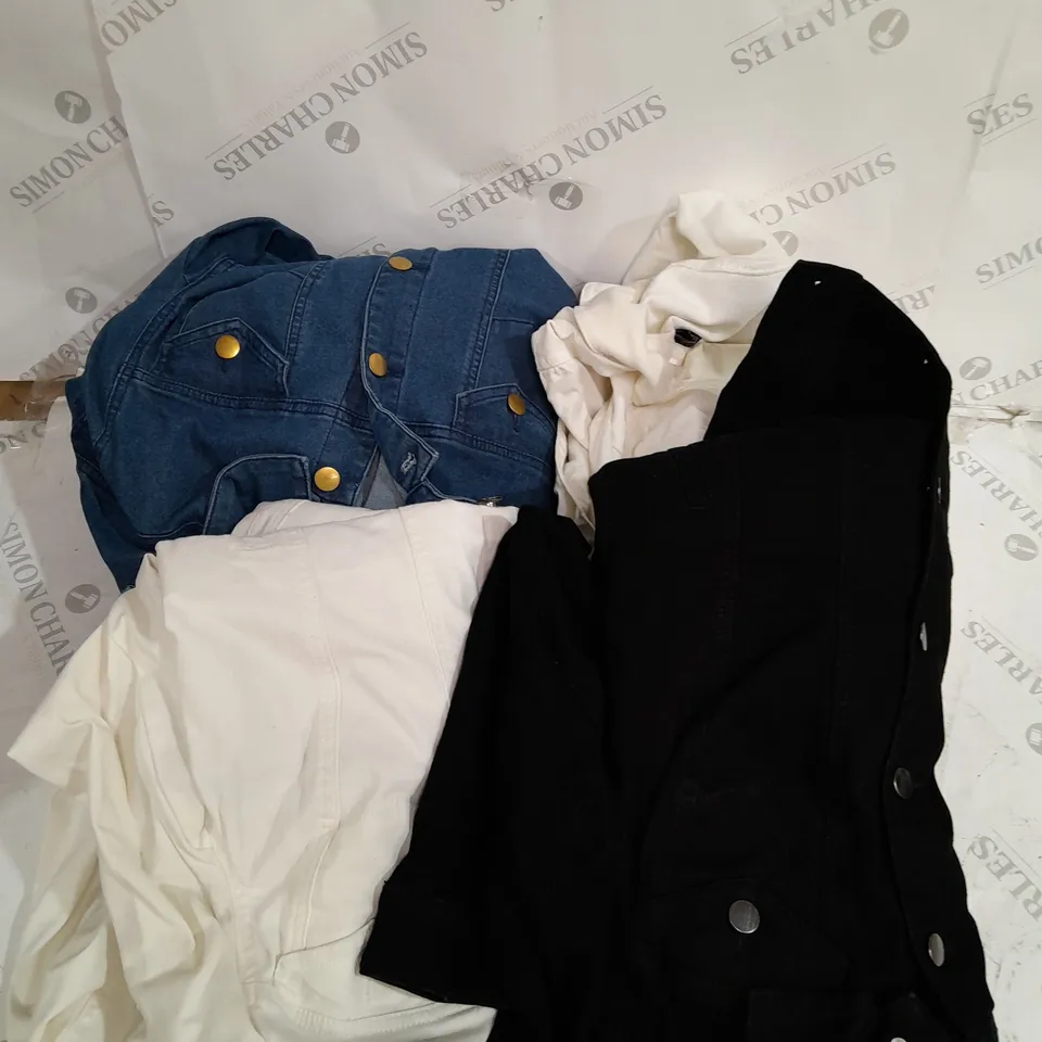 LARGE BOX OF ASSORTED CLOTHING ITEMS ALL IN DIFFRENT COLOURS AND SIZES