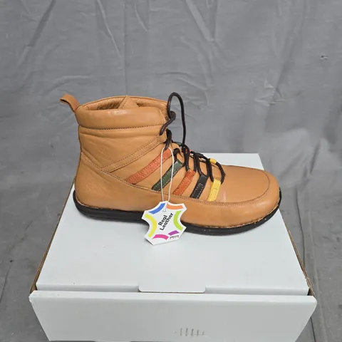 ADESSO TAN LEATHER ANKLE BOOTS WITH COLOURED STRIPE DETAILING SIZE 39