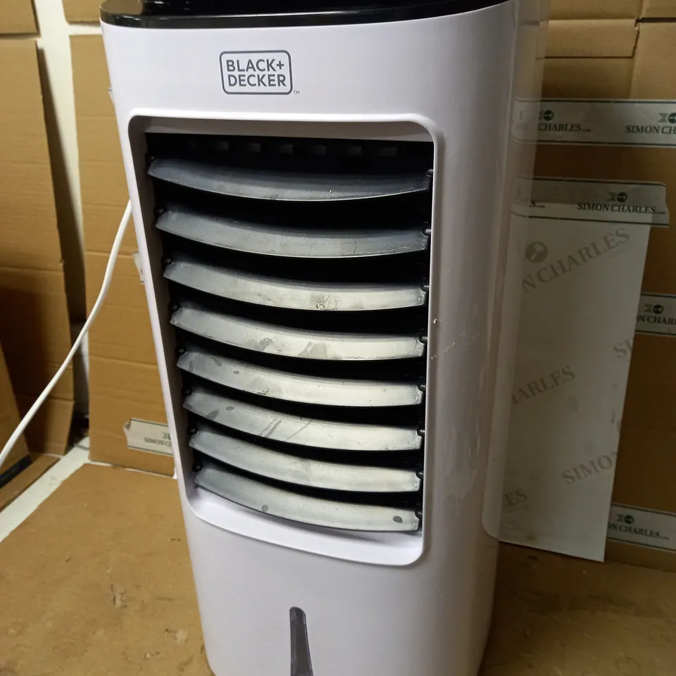 BLACK+DECKER 7 LITRE DIGITAL 2-IN-1 AIR COOLER