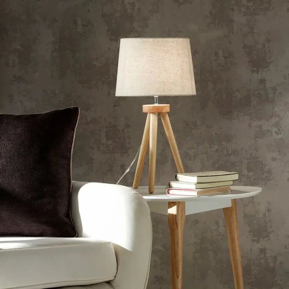 BOXED OSCAR 50CM TRIPOD TABLE LAMP