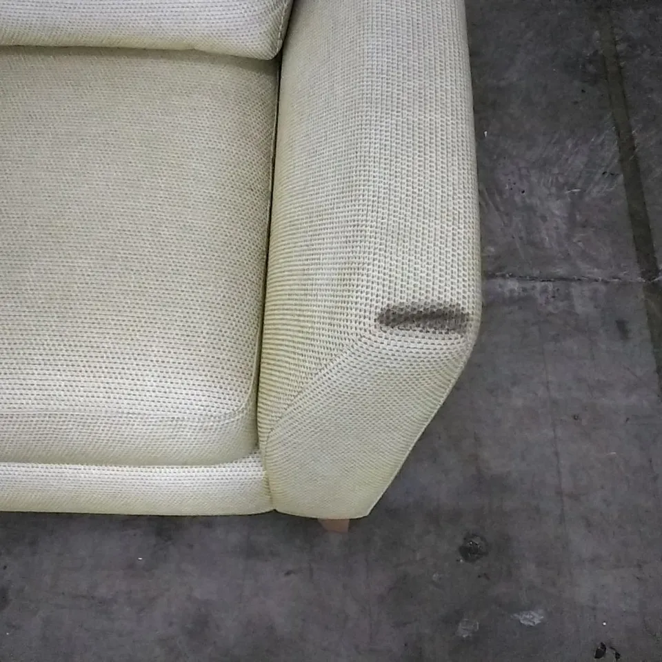 QUALITY CREAM/GREEN ARMCHAIR WITH WOODEN LEGS