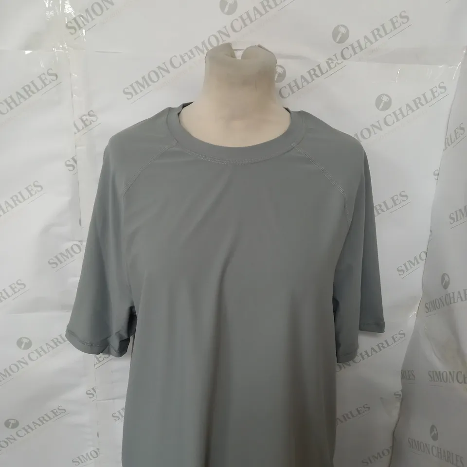 CONDITION CORE T-SHIRT SIZE M