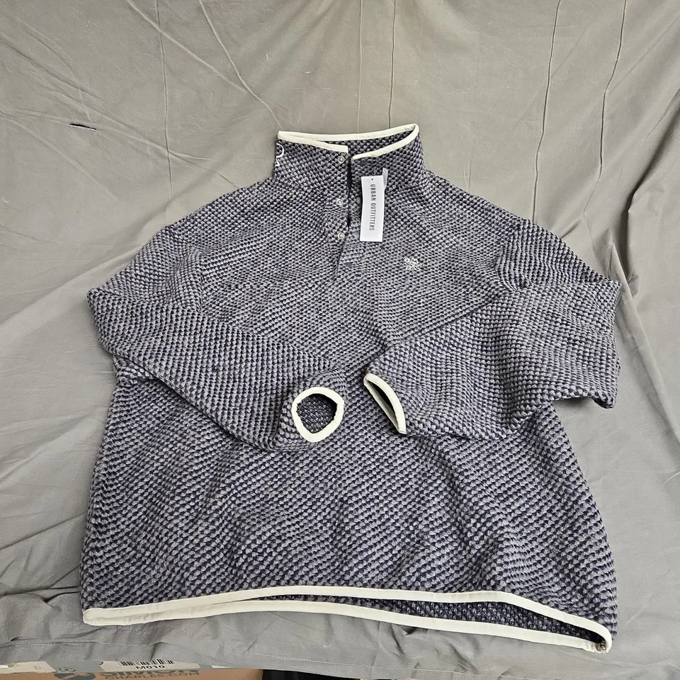 URBAN OUTFITTERS AYKER LARGE BUTTON HALF ZIP NAVY/MARIN