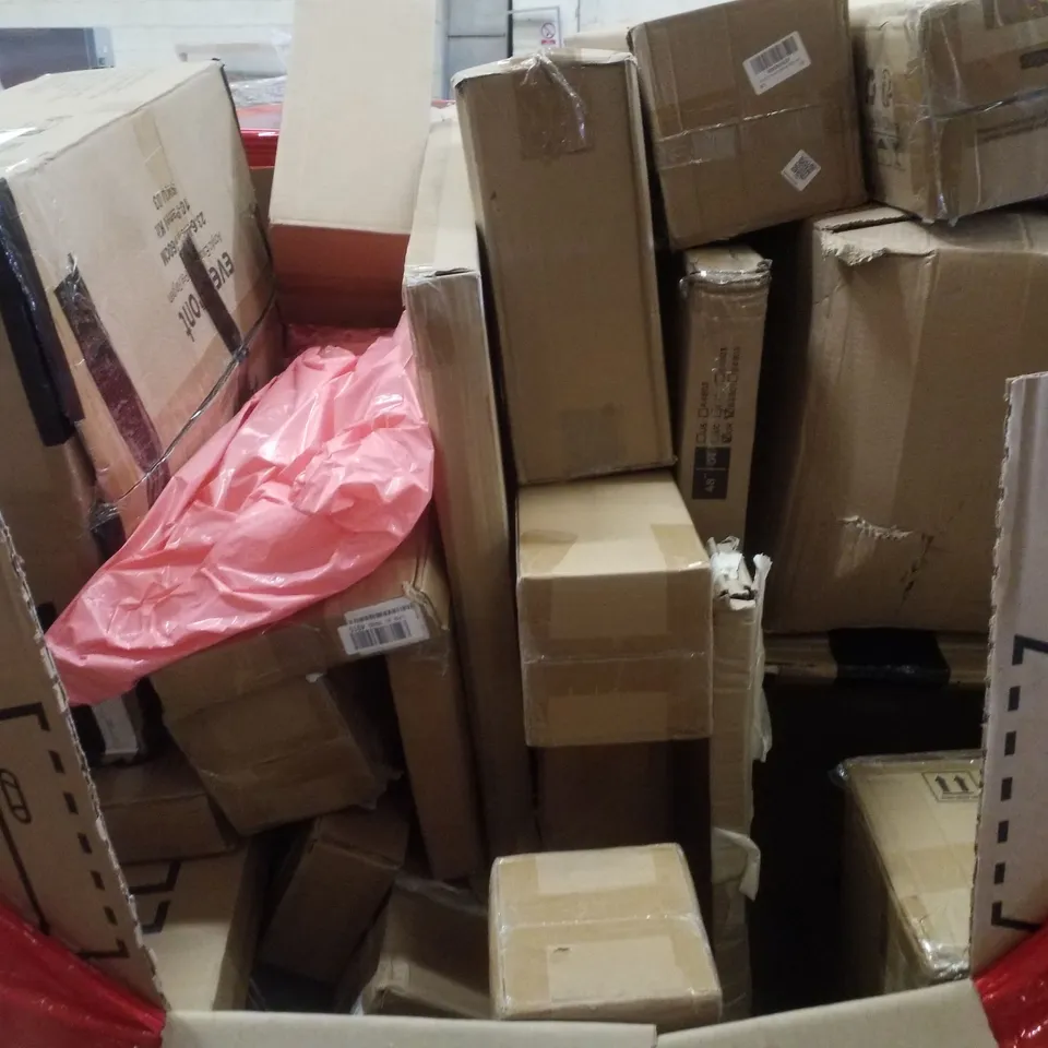 PALLET CONTAINING ASSORTED PRODUCTS INCLUDING PET PLAYPEN, RECLINING SUN LOUNGER & PULL UP BAR