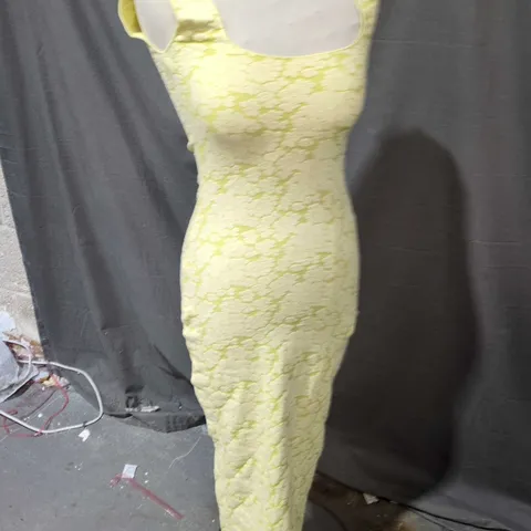 ZARA LACE DRESS – PALE LIME FLORAL LACE, WOMEN'S SIZE S (TAG ATTACHED)