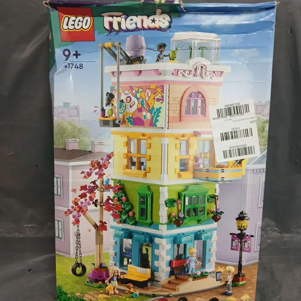 LEGO FRIENDS HEARTLAKE CITY COMMUNITY CENTRE 41748 RRP £129.99