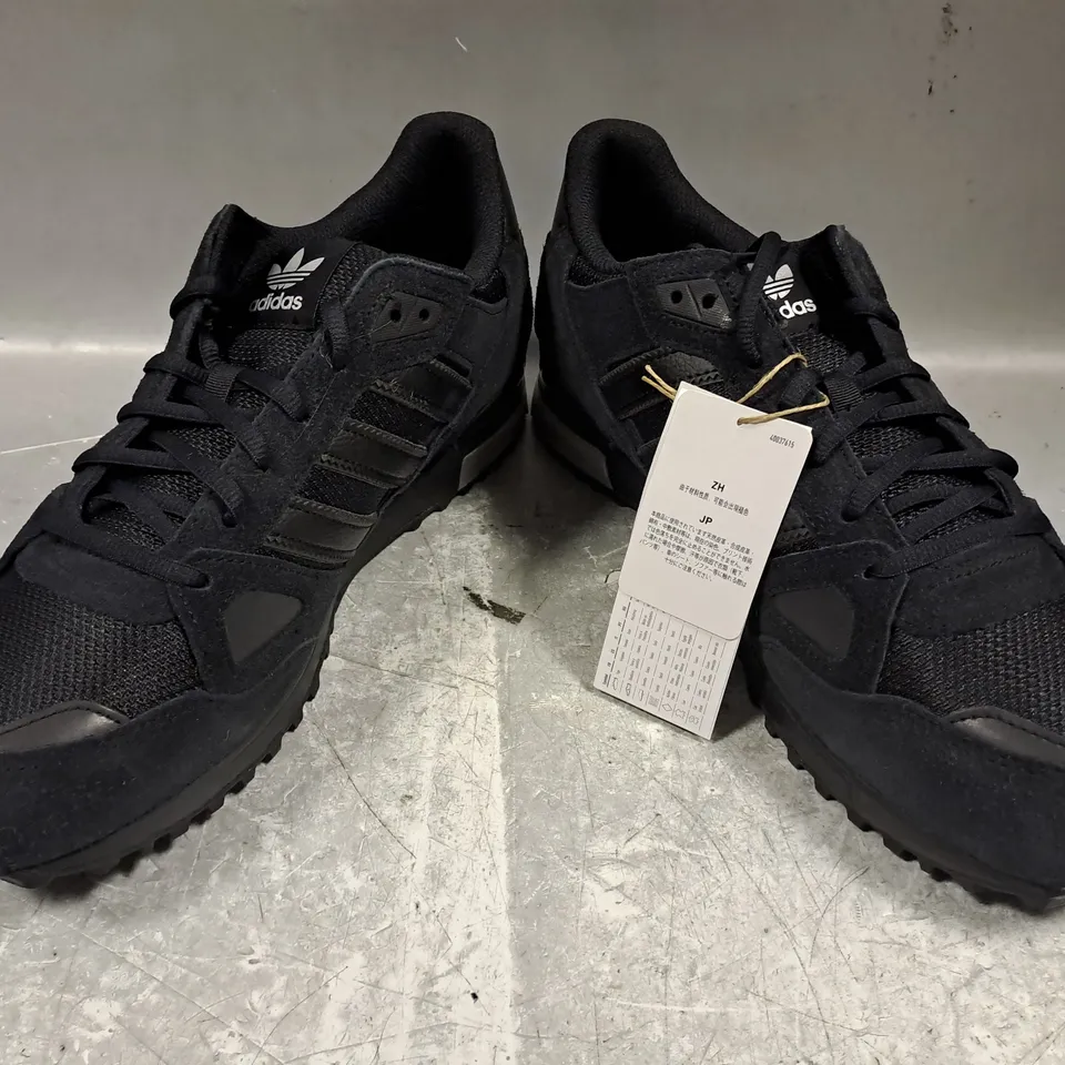 BOXED PAIR OF ADIDAS ZX 750 SHOES IN BLACK UK SIZE 10